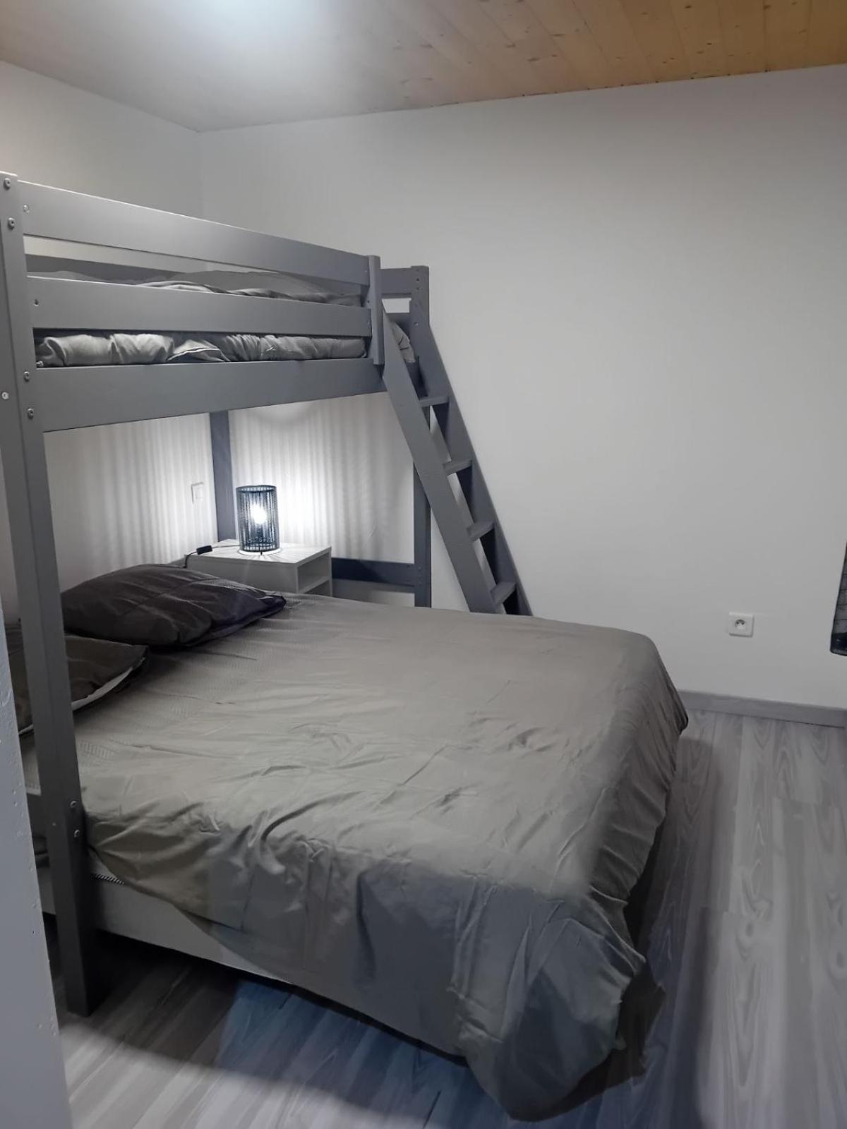 Paquito, Mini Maison 1 Chambre Avec Terrasse Et Parking Ax-les-Thermes Luaran gambar